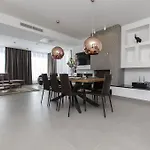 Petra Villa
