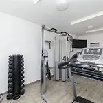 Petra Villa *