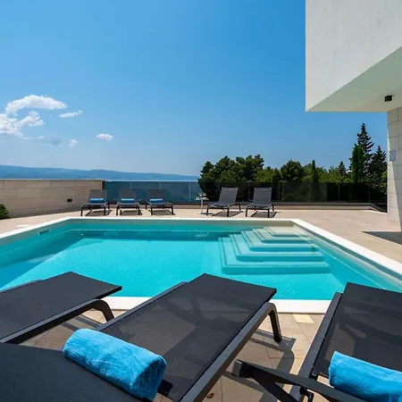 Petra Villa Omiš