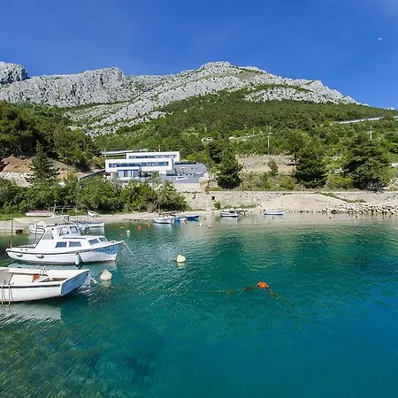 Petra ヴィラ オミシュ