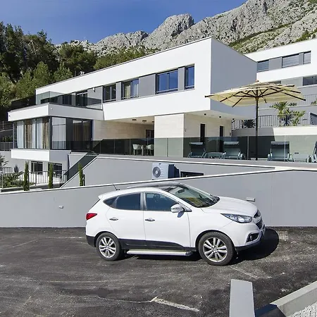 Petra ヴィラ オミシュ